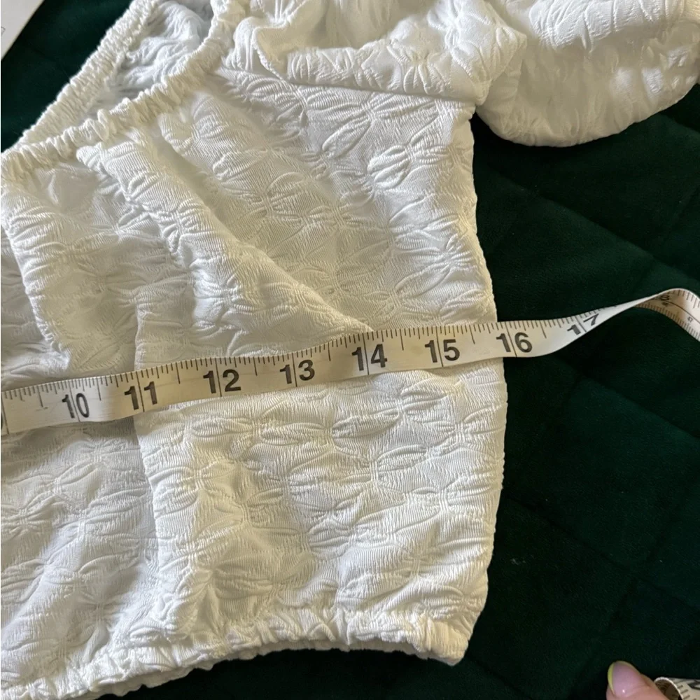Zara White Puff Sleeve Crop Blouse